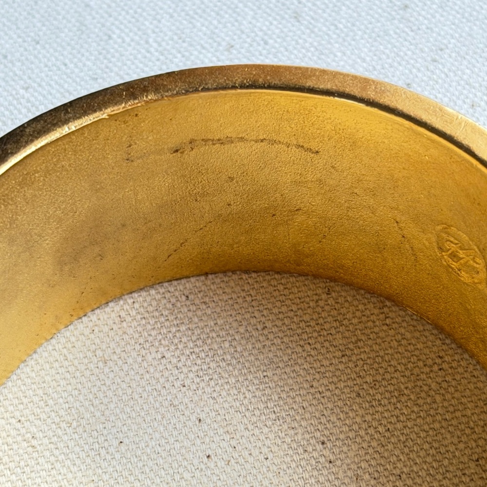Karl Lagerfeld 80s Vintage Pink Enamel Gold Logo Letters Bangle Bracelet 8” - Picture 11 of 17